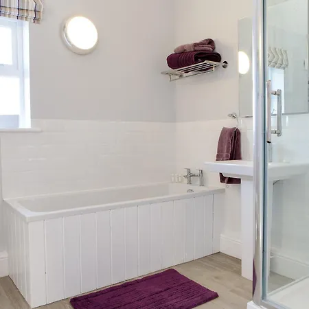 بيت للعطل Lodge Cottage *